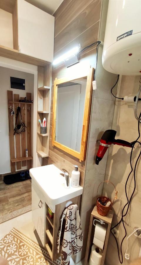 Cozy, Nice & Quiet Apartment Lucky Sarajevo - Free Public Parking エクステリア 写真