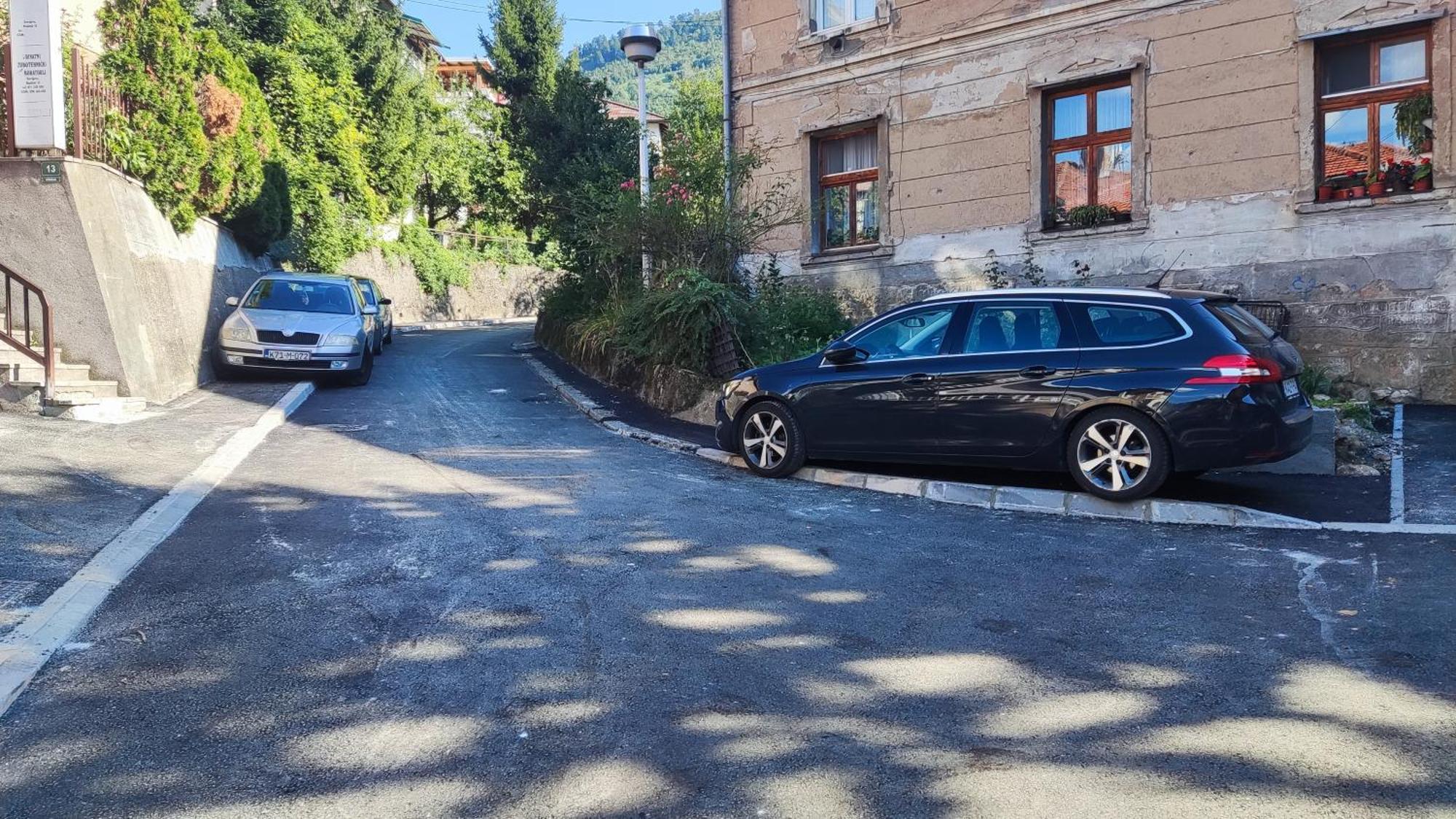 Cozy, Nice & Quiet Apartment Lucky Sarajevo - Free Public Parking エクステリア 写真